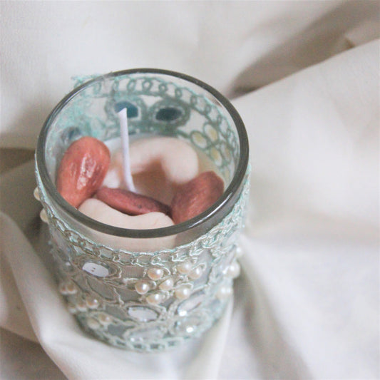 Dry fruit scented candle