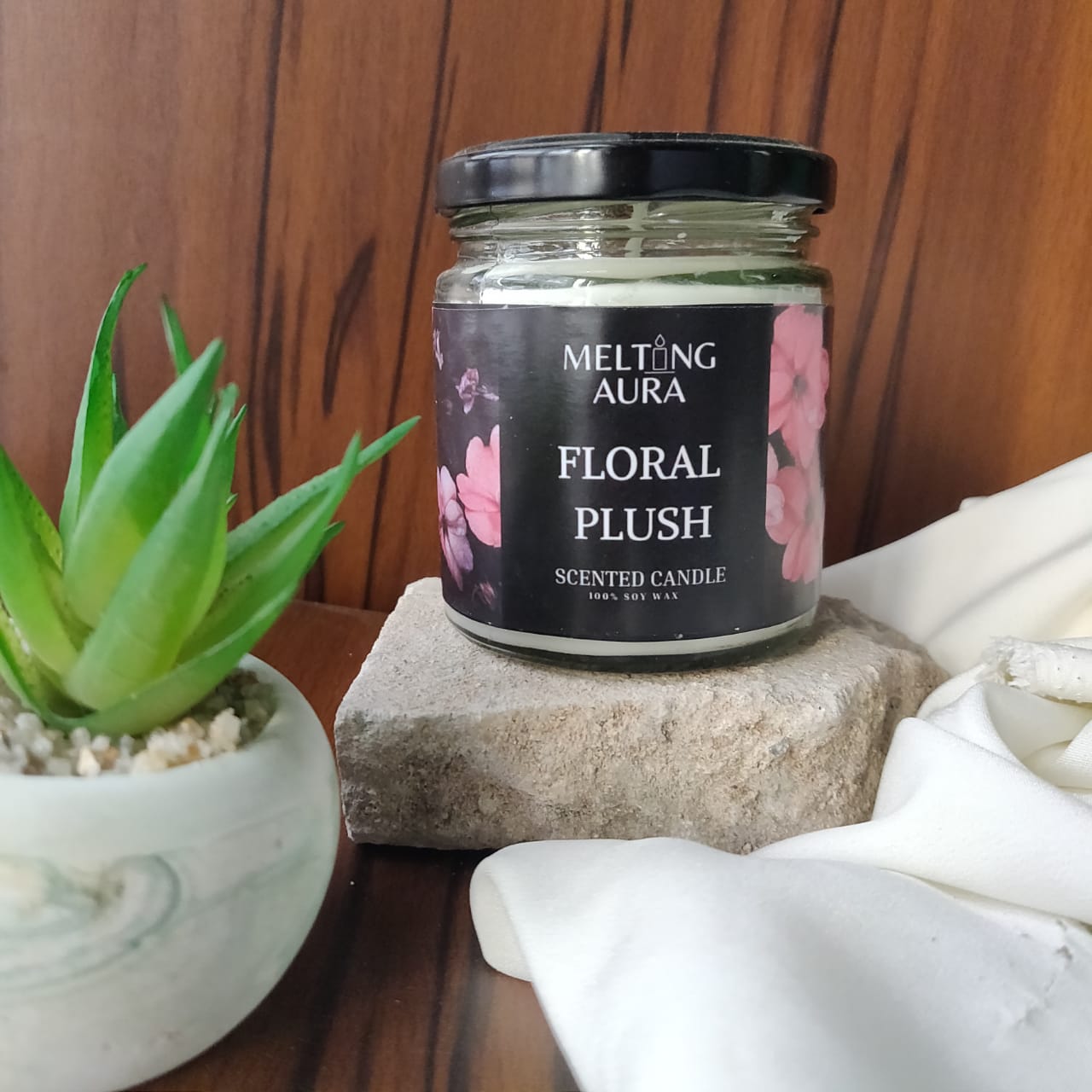 Floral Plush-Scented candle